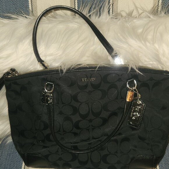 Coach Purse - Picture 1 of 2